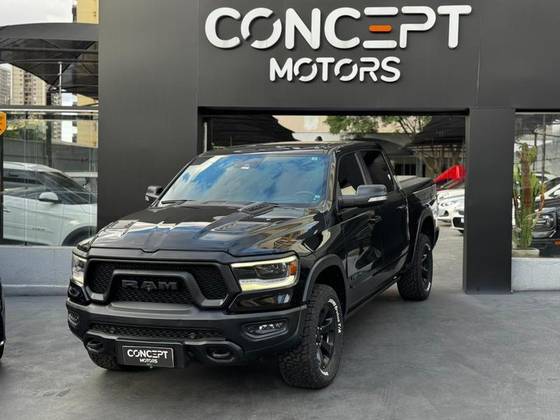 RAM 1500 5.7 V8 GASOLINA REBEL CD 4X4 AUTOMÁTICO